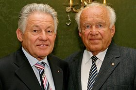 Landeshauptmann Dr. Josef Pühringer
und Landeshauptmann a.D. Dr. Josef Ratzenböck.